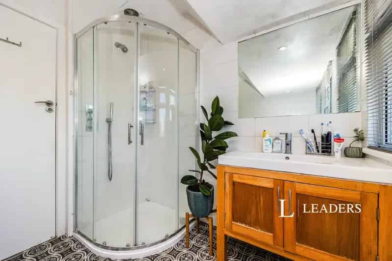 Four Bed Family Home Near Warblington School