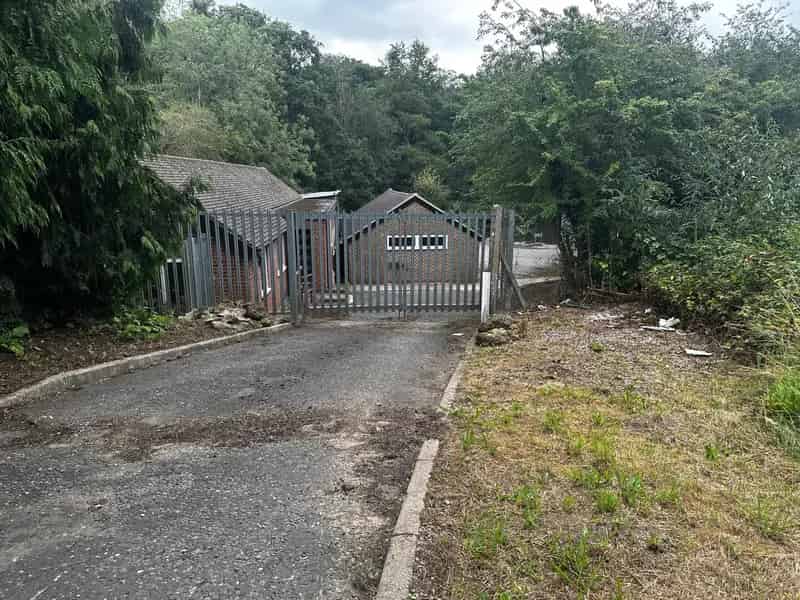 Light Industrial Centre with Refurbished Workshops and Large Yard