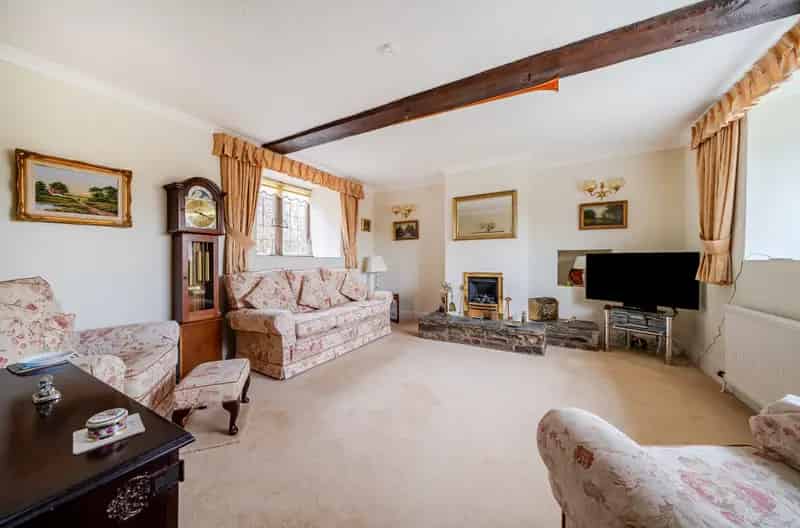 3 Bedroom Barn Conversion Near Bath Bristol