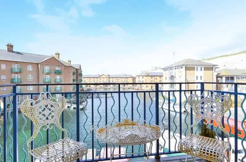 2 Bedroom Apartment Brighton Marina Harbour Views Allocated Parking