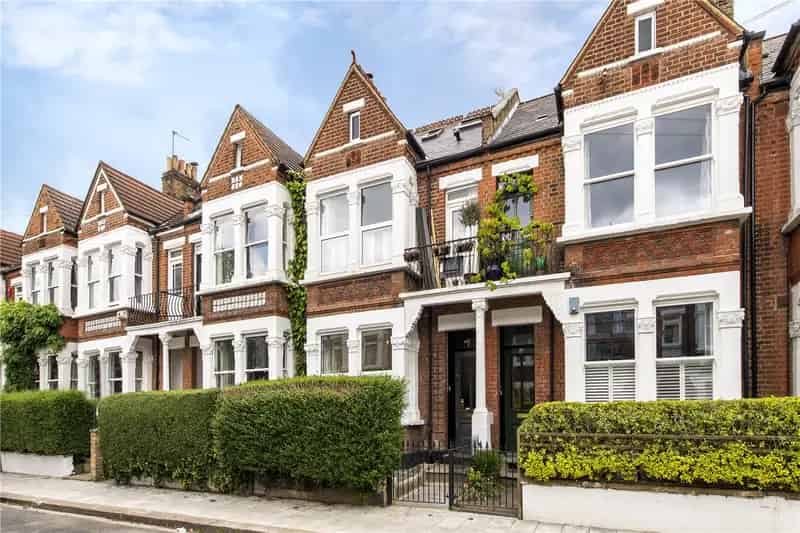 2 Bedroom Flat Brockwell Gate Brixton Modern Gated Development