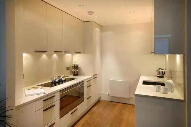 Maisonette to rent in Great Portland Street, London W1W