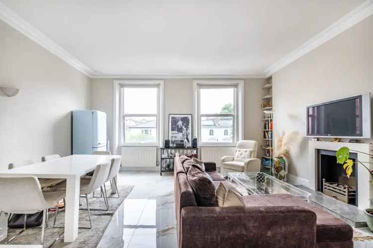 1 Bedroom Flat for Sale on Fulham Road The Beach