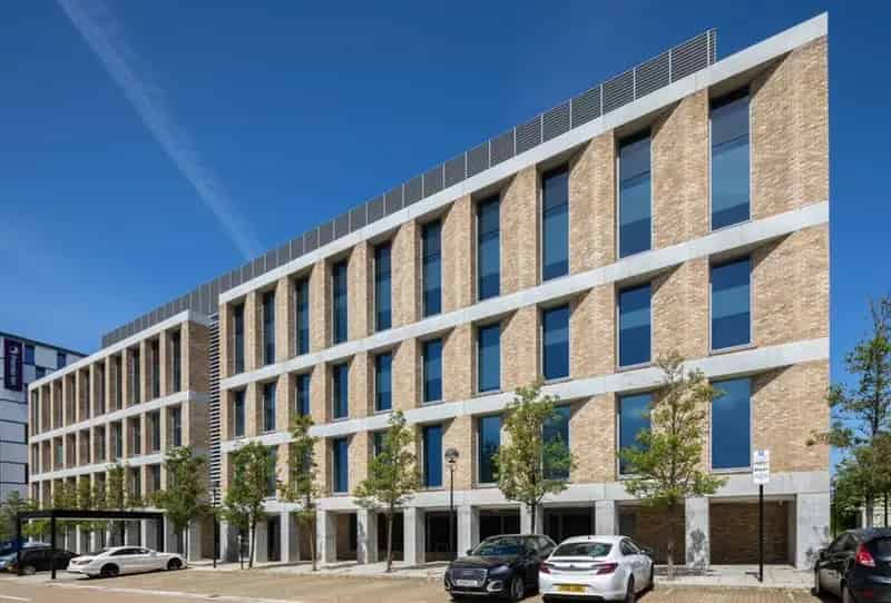 2066 sq ft Grade A Office to Let - Air-conditioned, Secure Parking, EPC A 22
