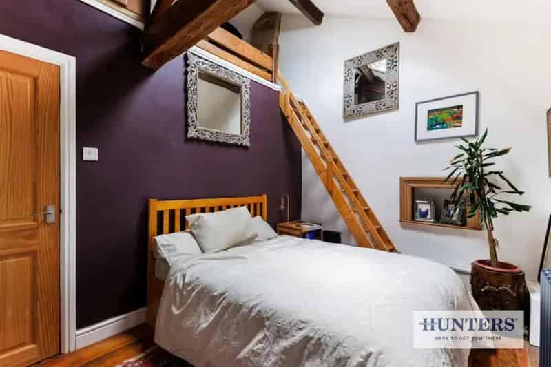3 Bed Character Cottage for Sale in Little London Rawdon