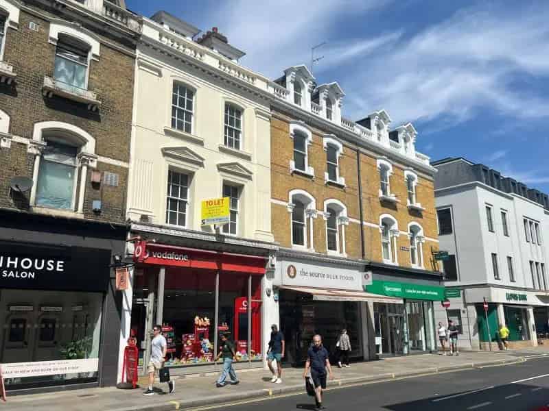 Retail Unit for Sale Richmond 1181 sq ft