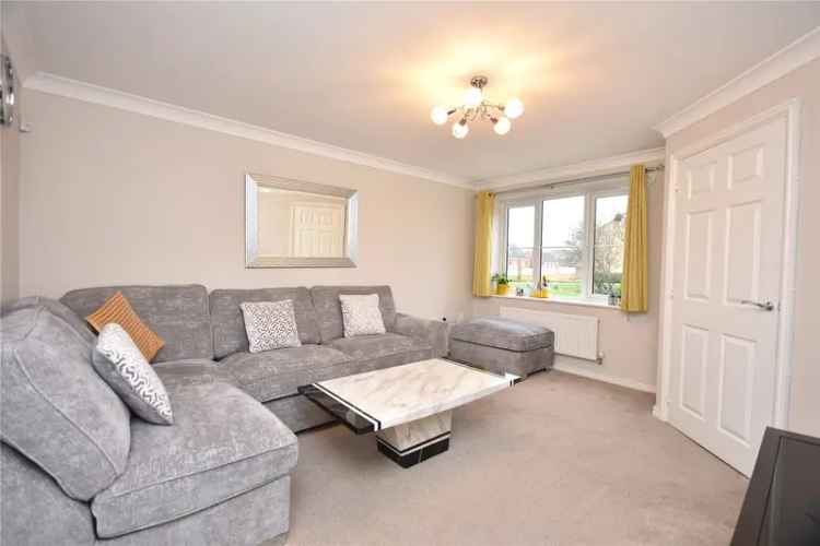 House For Sale in Leeds, England