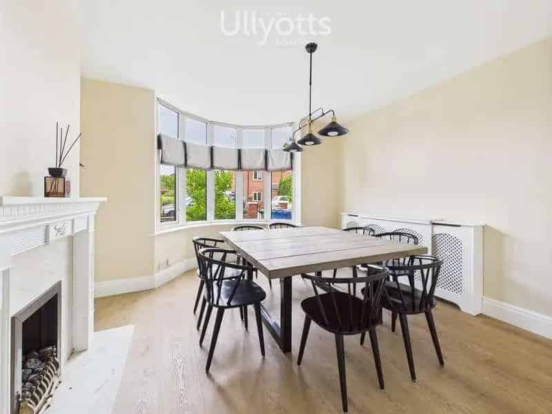 3 Bed End Terrace House for Sale