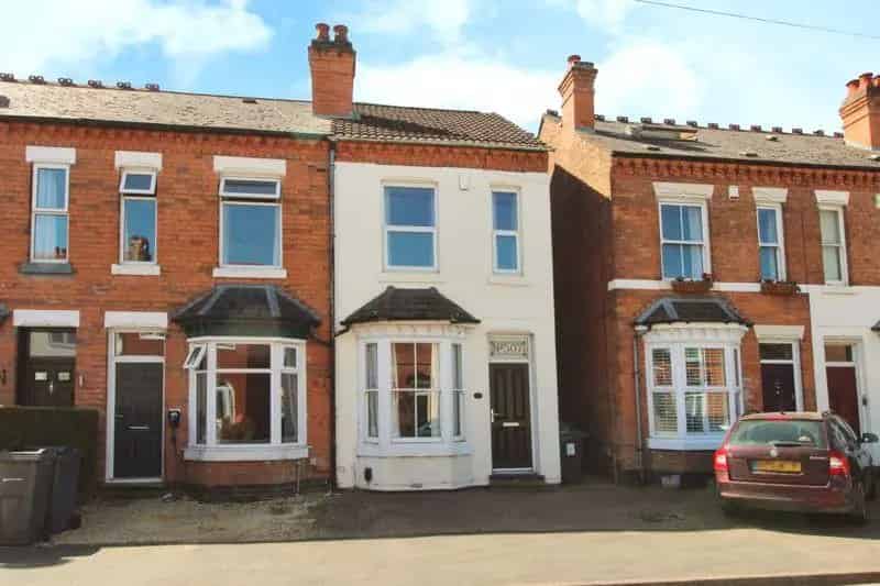 3 Bedroom End Terrace House for Sale