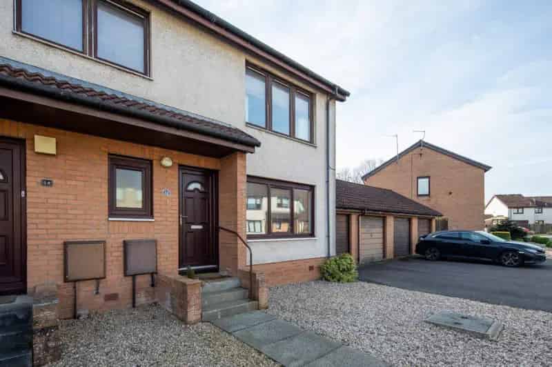 1 Bedroom Ground Floor Flat for Sale Newton Mearns