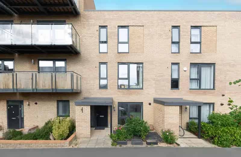 4 Bedroom Terraced House for Sale