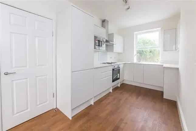 1 Bedroom Flat for Sale in London SE6