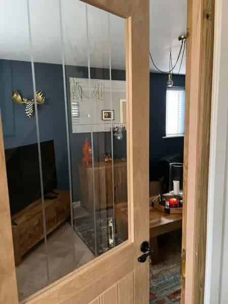 2 Bed House in Quiet Cul-de-Sac Near Schools and Hospitals