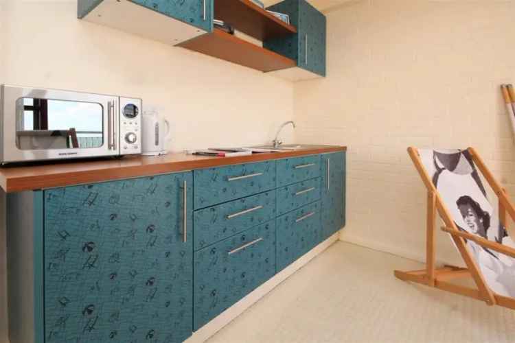 Beachfront Pod For Sale Boscombe Seafront Stunning Sea Views