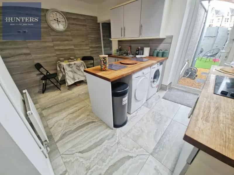 3 Bedroom House For Sale Near Town Centre