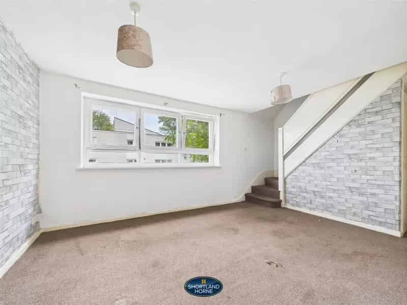 2 Bedroom Duplex Flat Auction - No Upward Chain