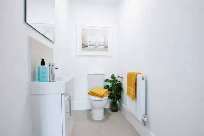 4 Bedroom Semi-Detached Home with Open Plan Living