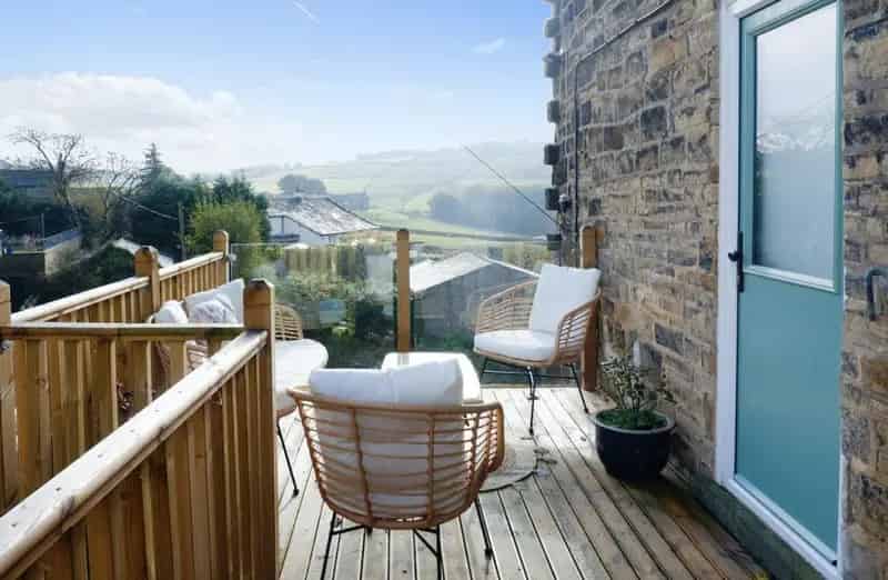 Two Bedroom House in Stainland Zero Deposit Available