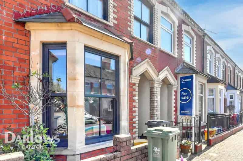 3 Bedroom Terraced House for Sale in Cardiff Bay
