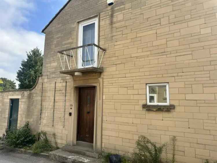 4 Bedroom Detached House With Garden Parking Garage