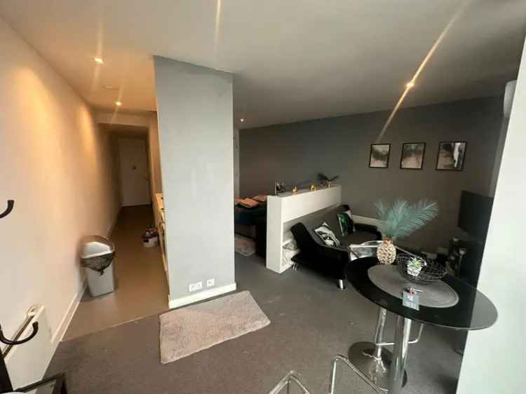 Studio to Rent Birmingham West Midlands