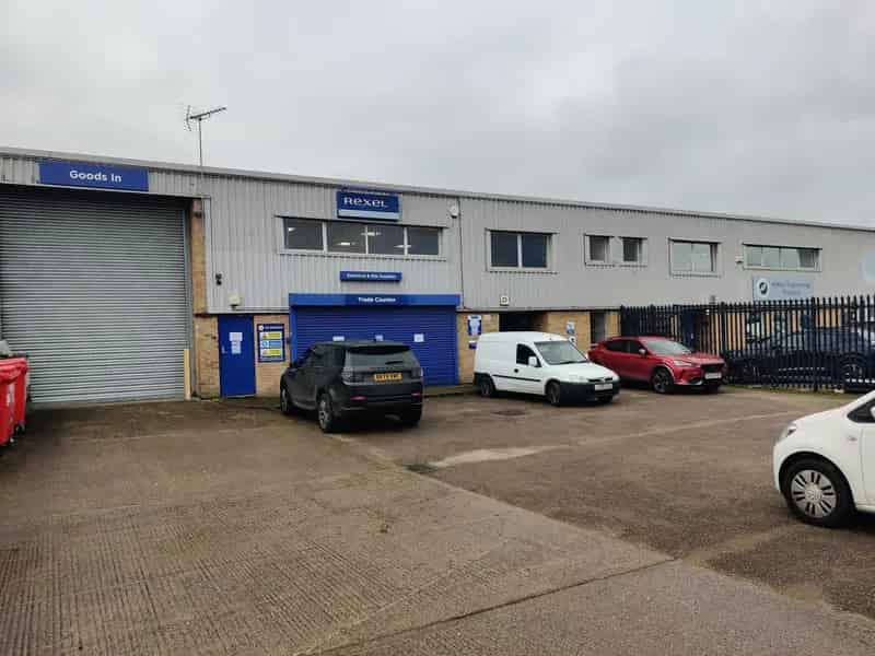 Refurbished Industrial Warehouse Unit Abingdon