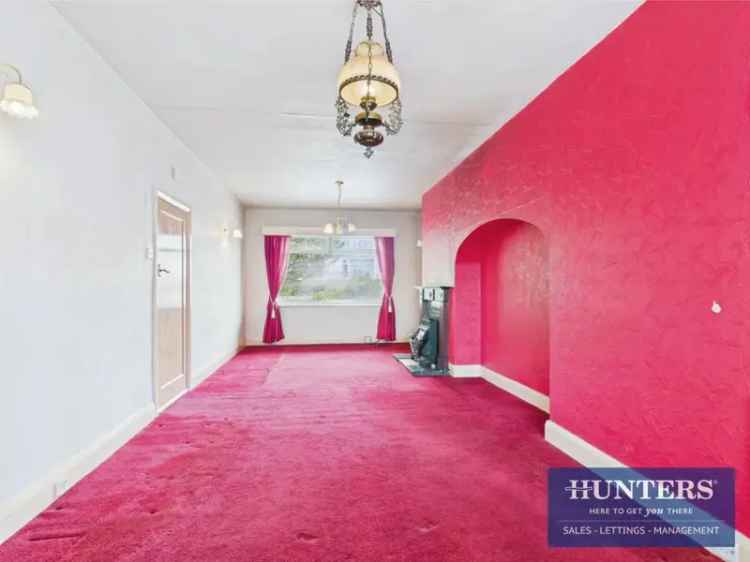 4 bedroom Bungalow
 For Sale 
Total Size: 1290 SQ FT
