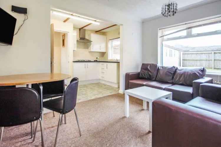 5 Bedroom Student House Near Bournemouth University