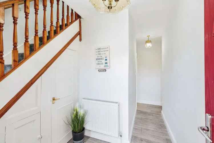 6 Bedroom Semi Detached House with 2 Bedroom Annex - AirBnB Potential