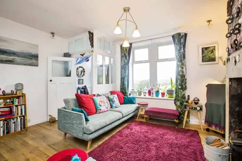 2 Bedroom Mid Terrace House for Sale Pecket Well Hebden Bridge