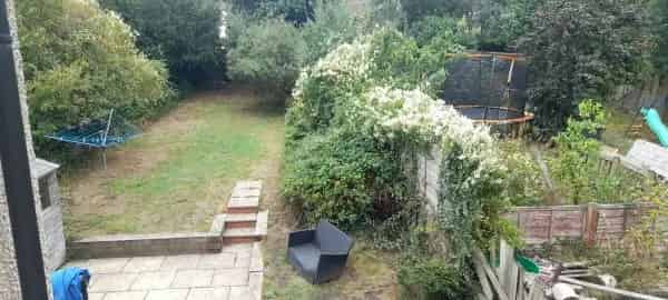 3 Bed End Terrace House Large Garden Driveway Near Shops Schools
