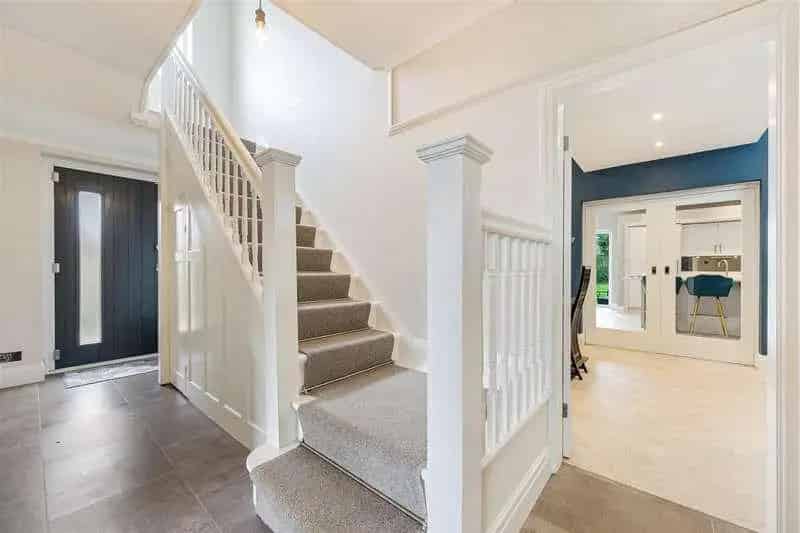 5 Bed House for Sale - Luxurious Family Home with High-End Finishes