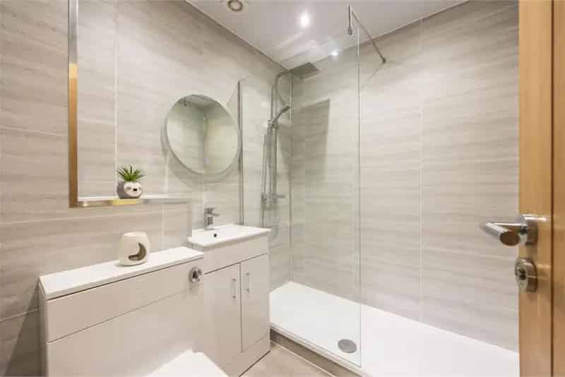 1 Bed Flat South Queensferry Upper Villa with Parking