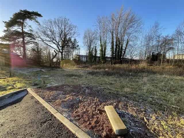 Serviced Plot for Sale in Bothwell - Build Your Dream Home