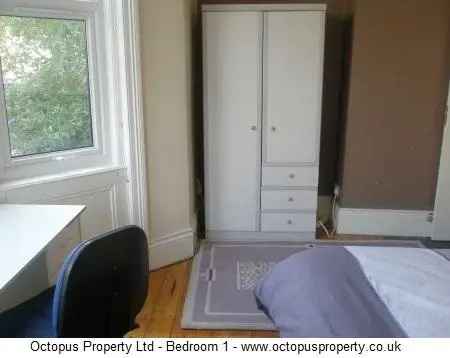 3 bedroom flat to rent