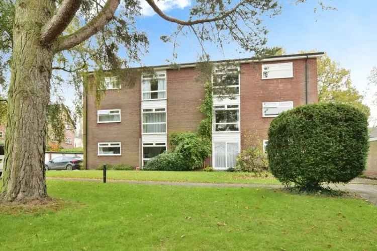 One Bedroom Flat for Sale in Wilmslow with Park Views and Garage