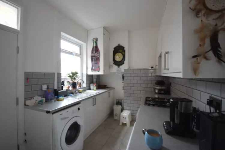 2 Bedroom House To Rent Available 05 05 2025