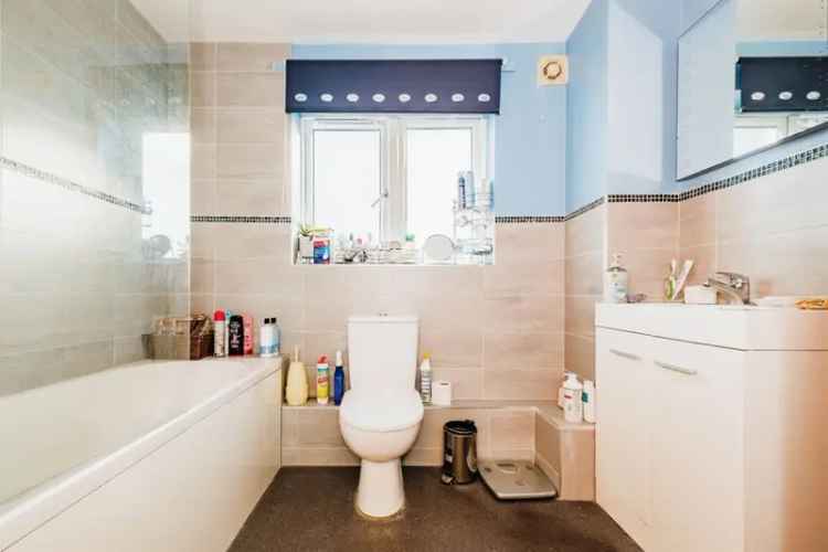 2-Bed Apartment Shoreham-by-Sea Rope Tackle Development