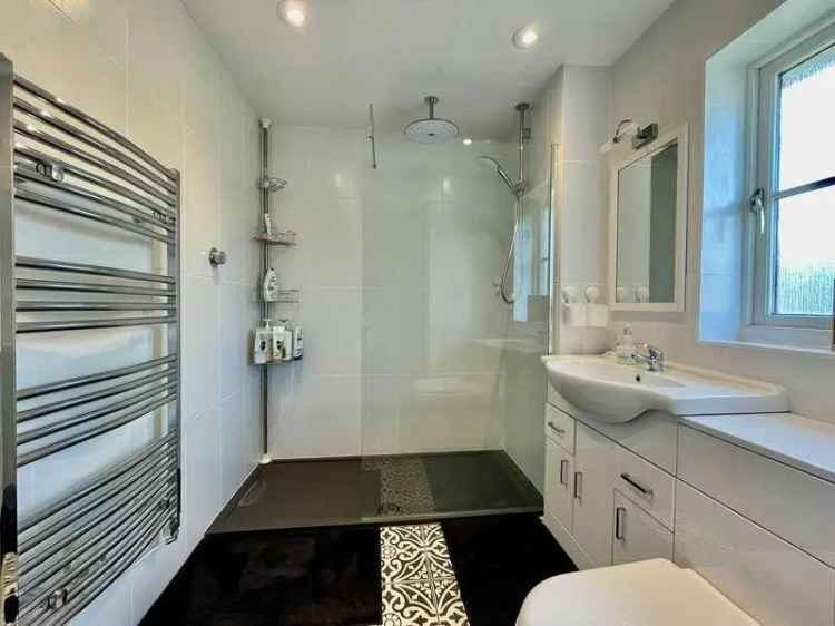 1 Bed Flat for Sale in Redhouse Park Milton Keynes