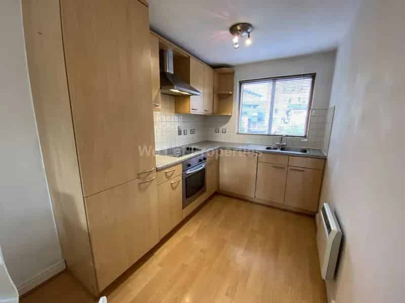 2 Bedroom Apartment House to Rent City Center