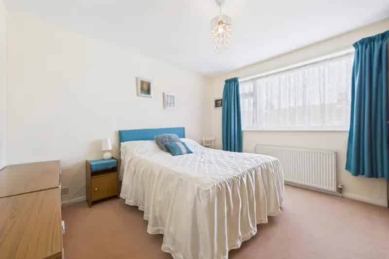 3 Bedroom House For Sale Near Folkestone West Train Station