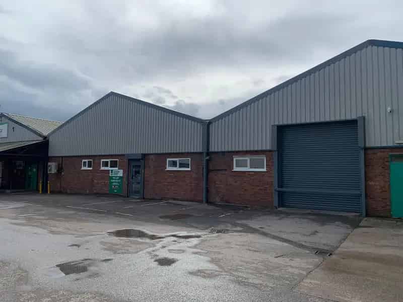 Refurbished Warehouse Unit Near Manchester City Centre