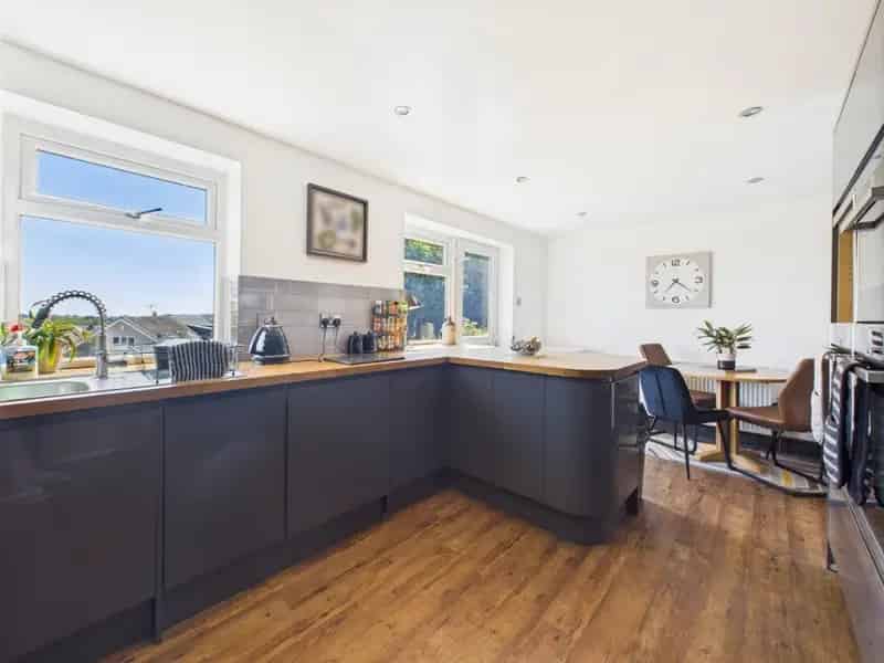 3 Bedroom Semi-Detached Home For Sale in Denholme