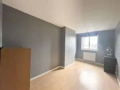 3 Bedroom Split Level Flat Leyton E10