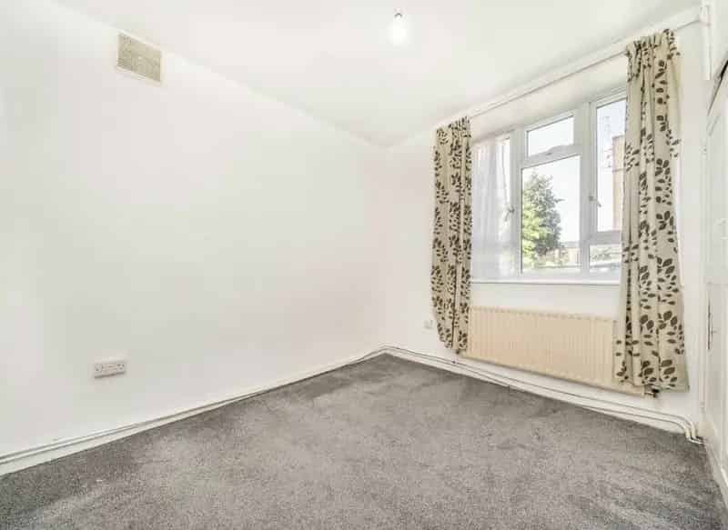 Regents Canal 3-Bedroom Apartment - Investor or First-Time Buyer