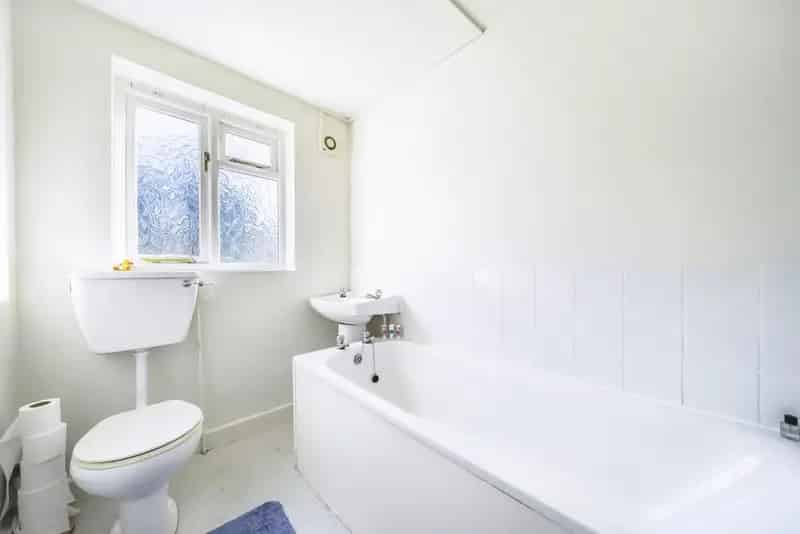 One Bedroom Flat Near Peckham Rye Park
