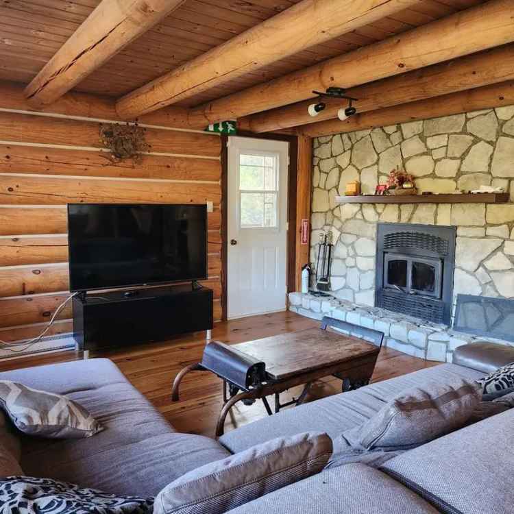 Mountain View Cottage Near Montreal - Airbnb Potential