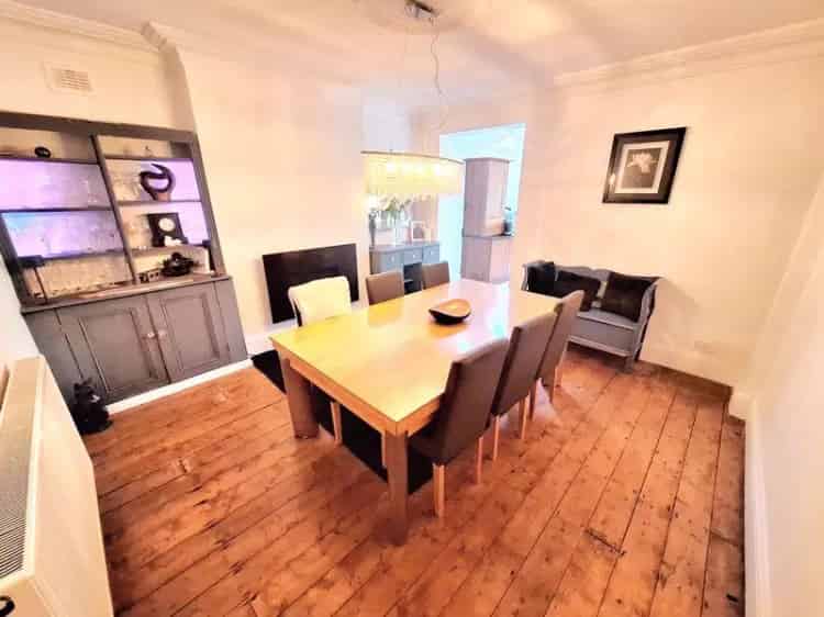 4 Bedroom Semi-Detached House for Sale in Sutton Coldfield