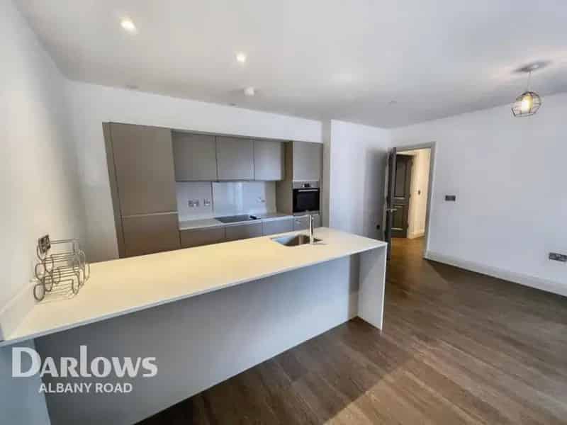 2 Bedroom Apartment to Rent