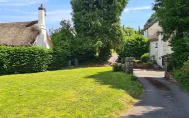 House For Sale in Teignbridge, England